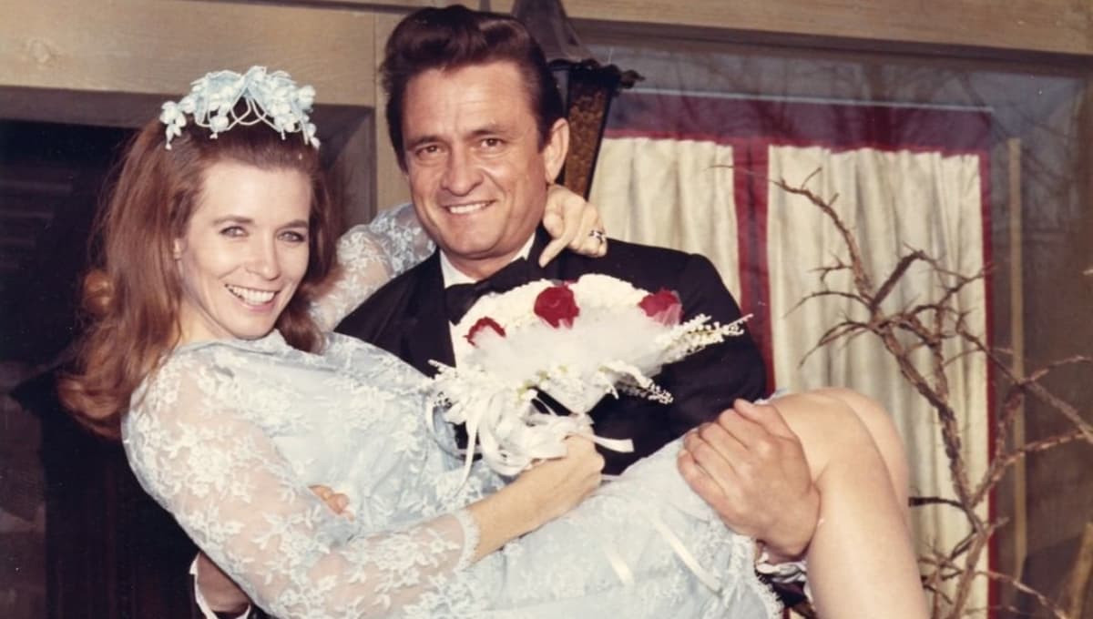 Johnny Cash: La intensa historia de AMOR detrás de ‘Ring Of Fire’