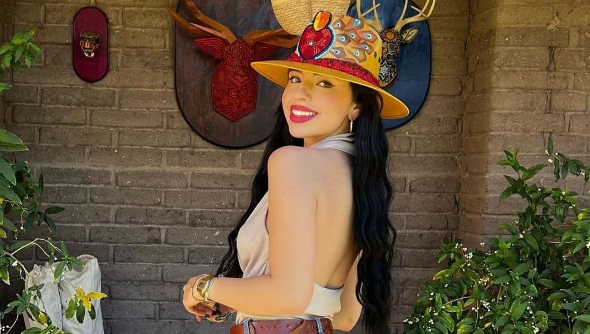 ¿A qué huele Ángela Aguilar? este es el perfume que usa