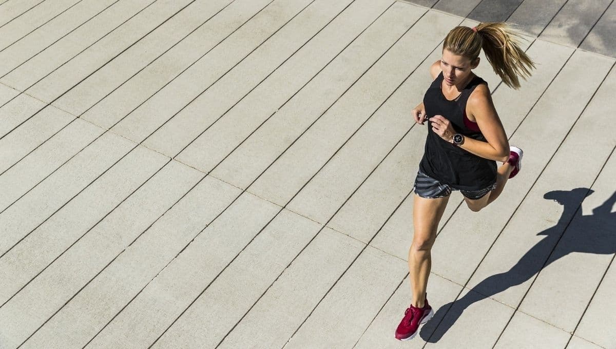 ¿Poniéndote fit? 10 canciones que te motivarán a correr cada mañana