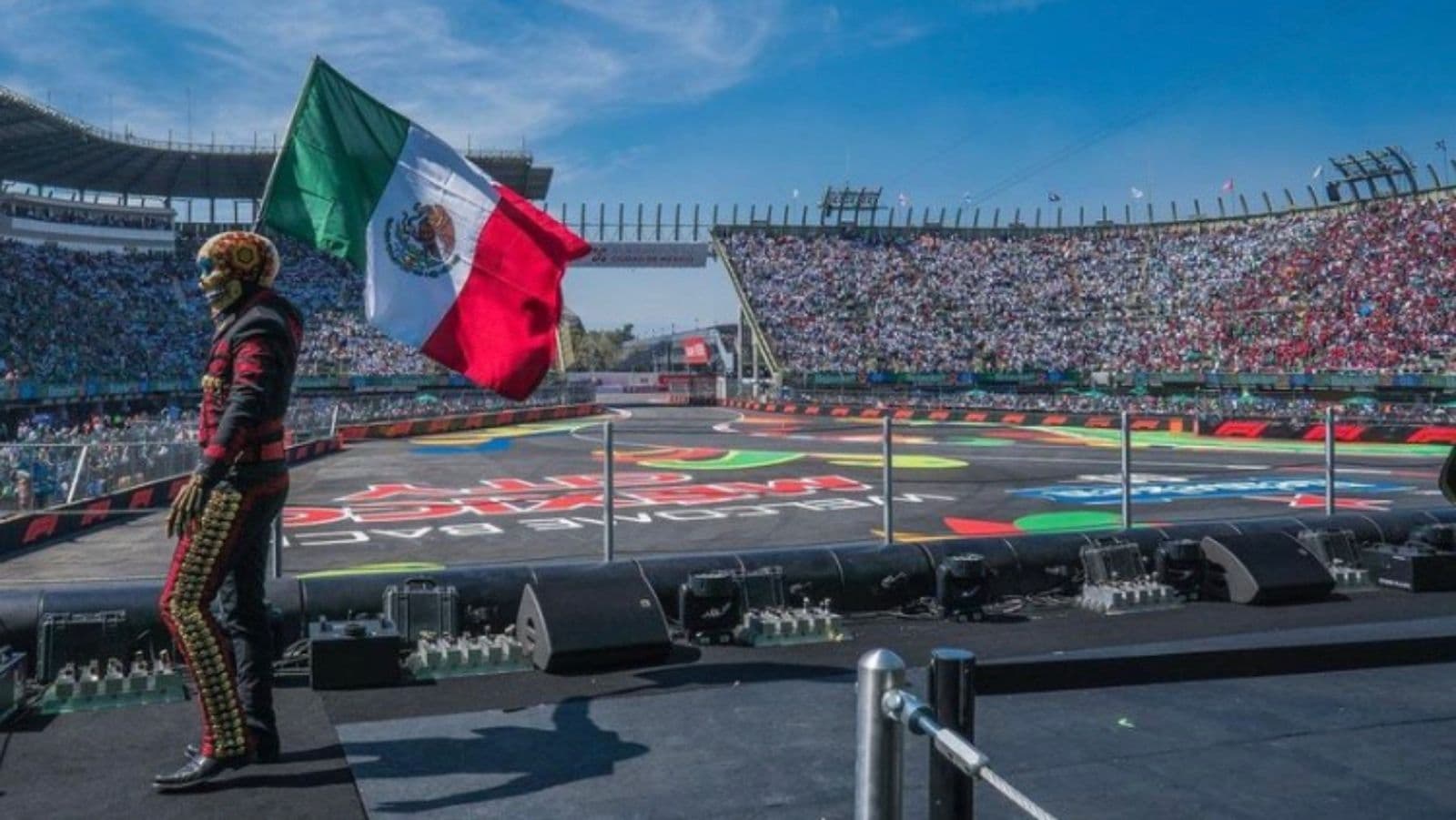 ¿Cómo llegar a la curva 4 del autódromo Hermanos Rodriguez?