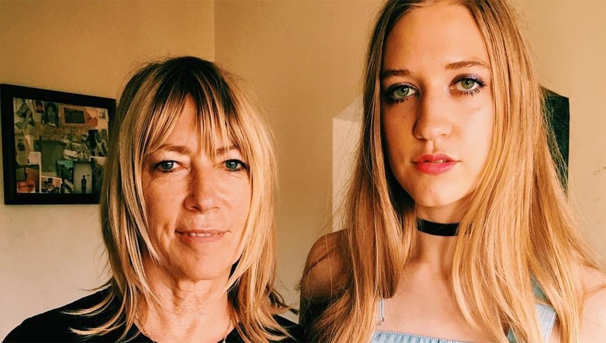 5 rockeras que son mamá y no sabías