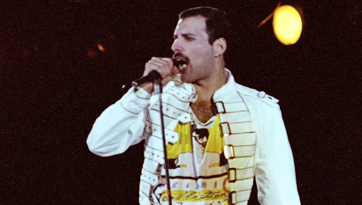 ¿Por qué Freddie Mercury se cambió el nombre?