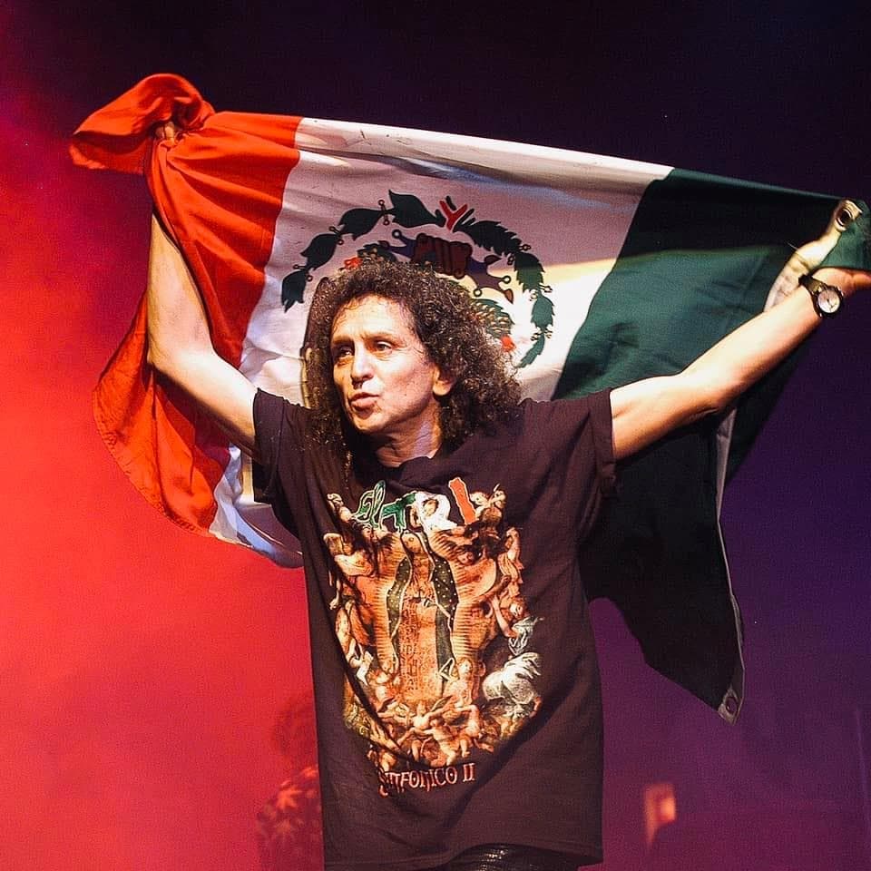 La historia detrás de ‘las piedras rodantes’ de El Tri que le valió a Alex Lora un premio Ariel