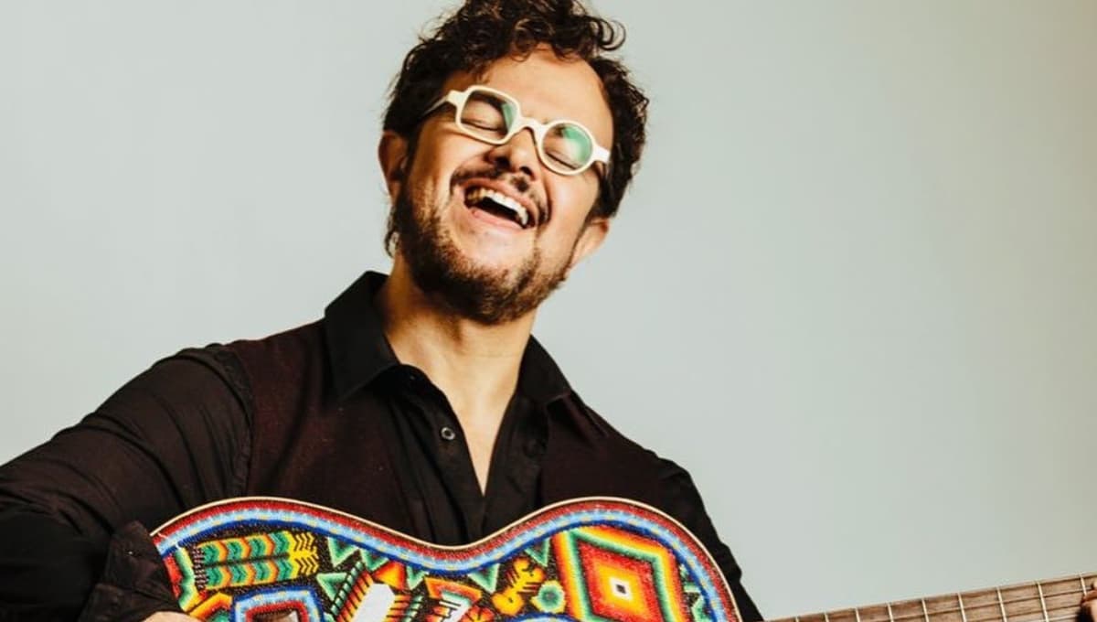 Aleks Syntek revela cómo le gustan las mujeres y el internet se burla de él
