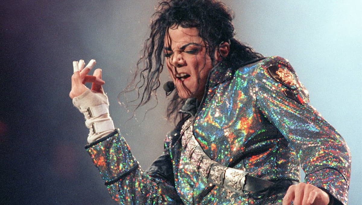 Michel Jackson y su historia REAL con el Moonwalk ¿Él lo inventó?