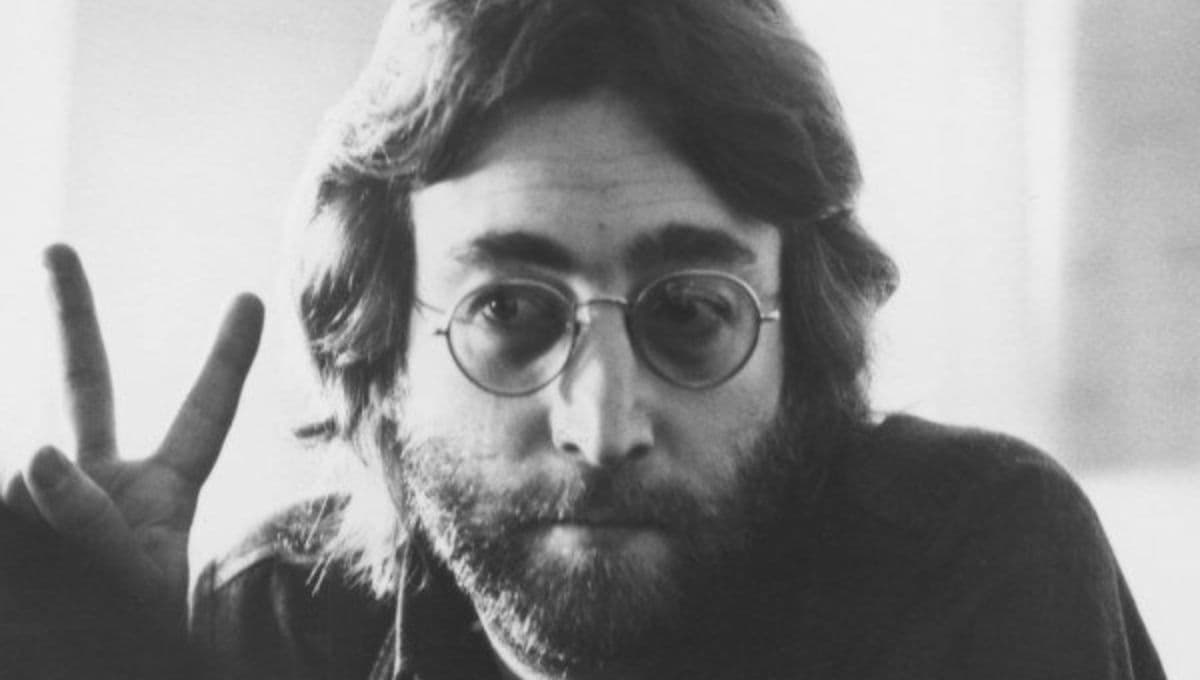 John Lennon y el dibujo dónde se ve a sí mismo como Hitler