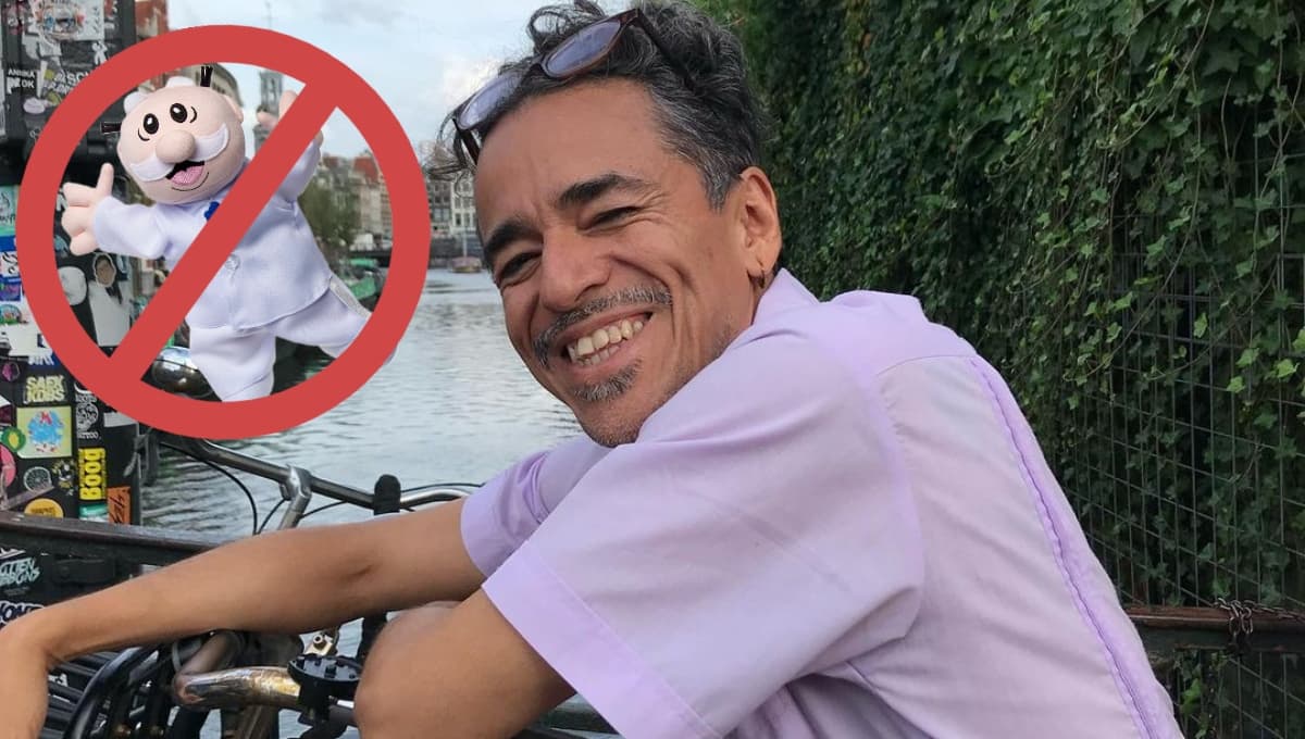 Rubén Albarrán de Café Tacvba le arranca la cabeza al doctor Simi sin piedad