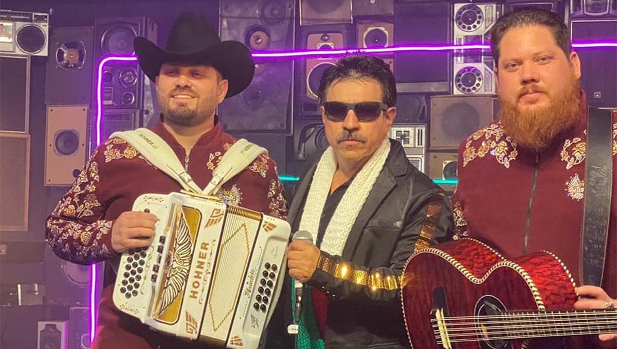 La historia de ‘Ramito de Violetas’ el éxito de Mi Banda el Mexicano