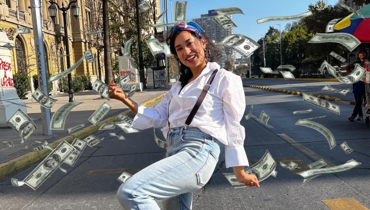Le roban 70 mil pesos a Flor Amargo y ella les compone una canción de amor
