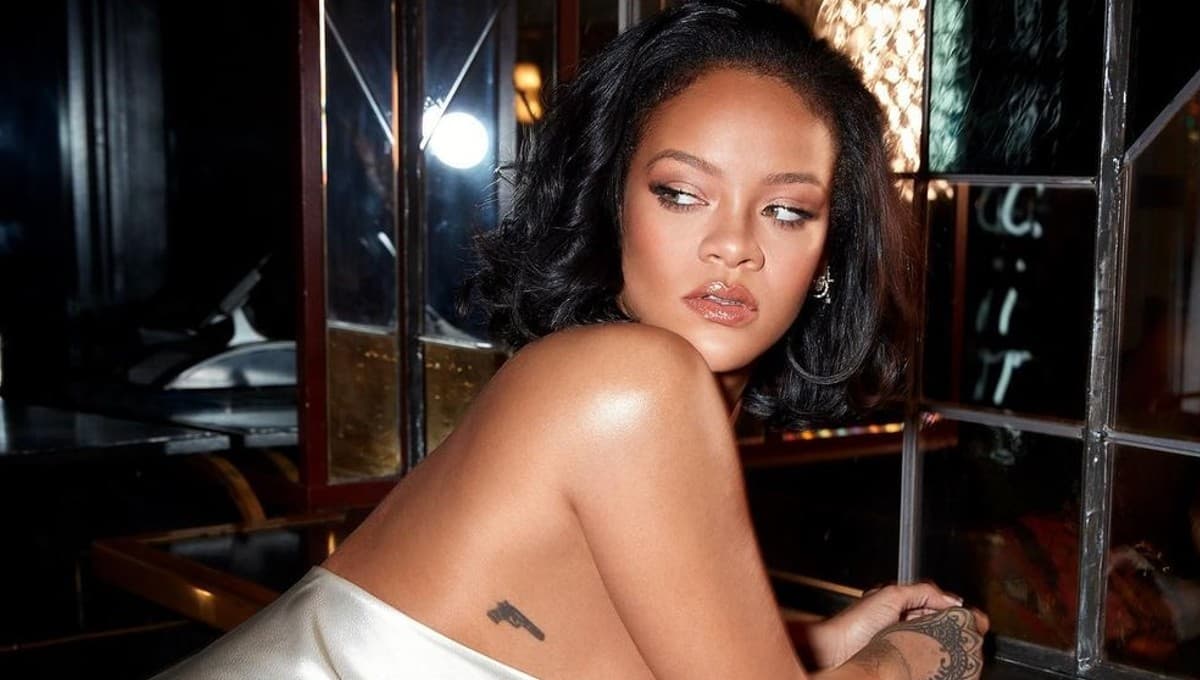 Lift me up – Rihanna: letra y traducción en español
