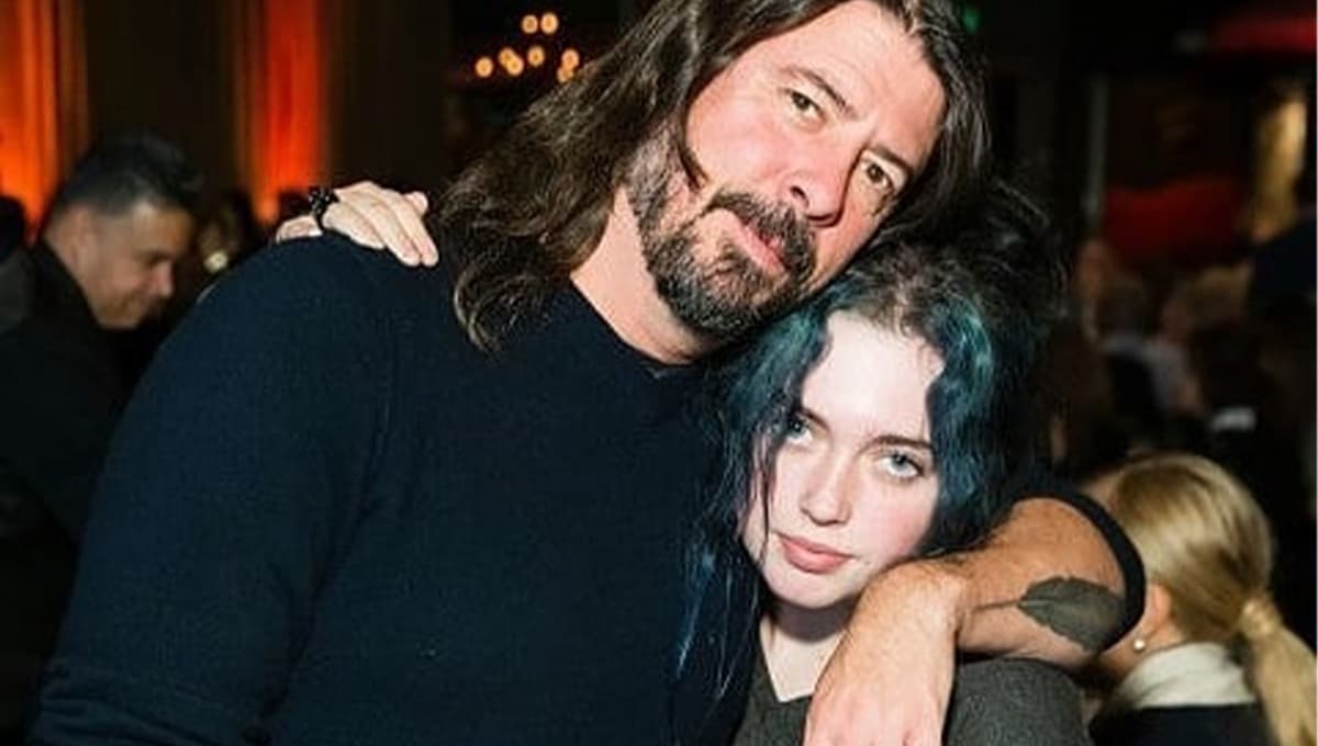 Dave Grohl toca a dúo con su hija Violet una versión de ‘Nausea’ de X