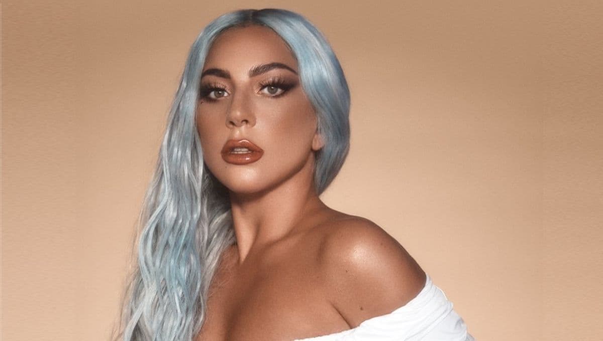 Captan a Lady Gaga LLORANDO al salir de su hotel en Roma, Italia (FOTOS)