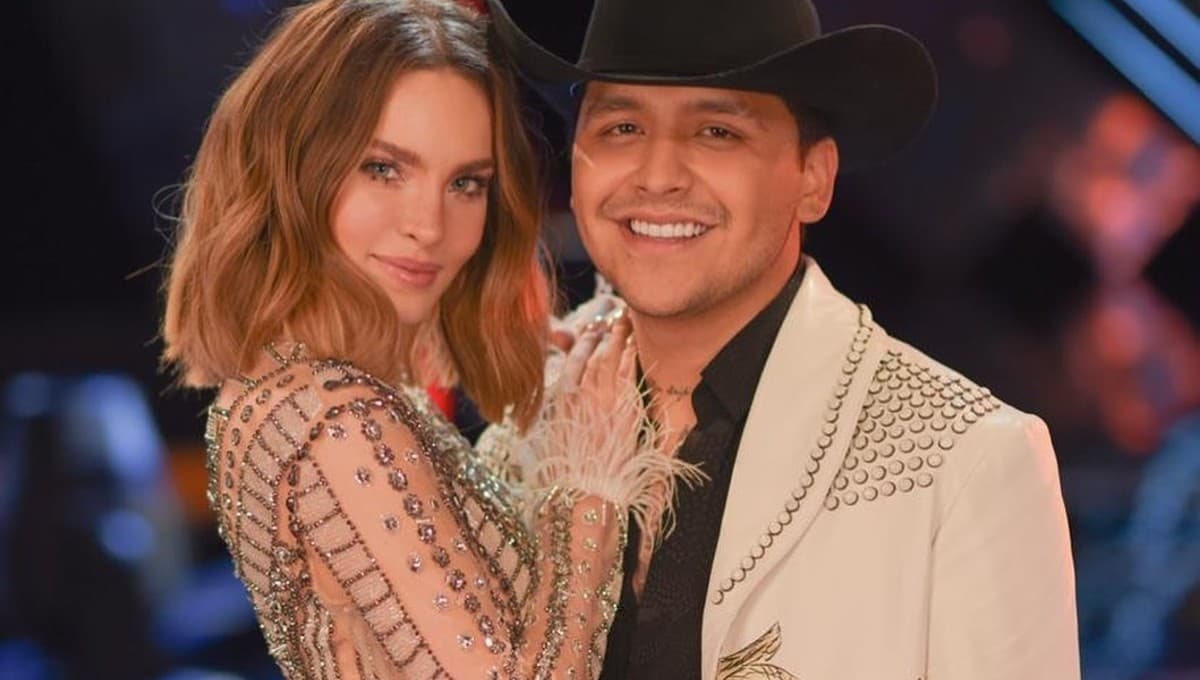 ¡Se casan! Christian Nodal le entrega anillo de compromiso a Belinda