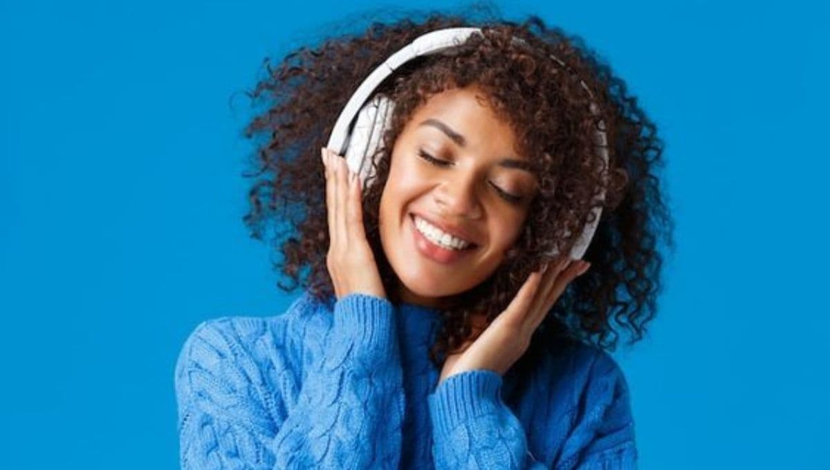 ¿Cómo hacer para que las canciones suenen seguidas en Spotify?