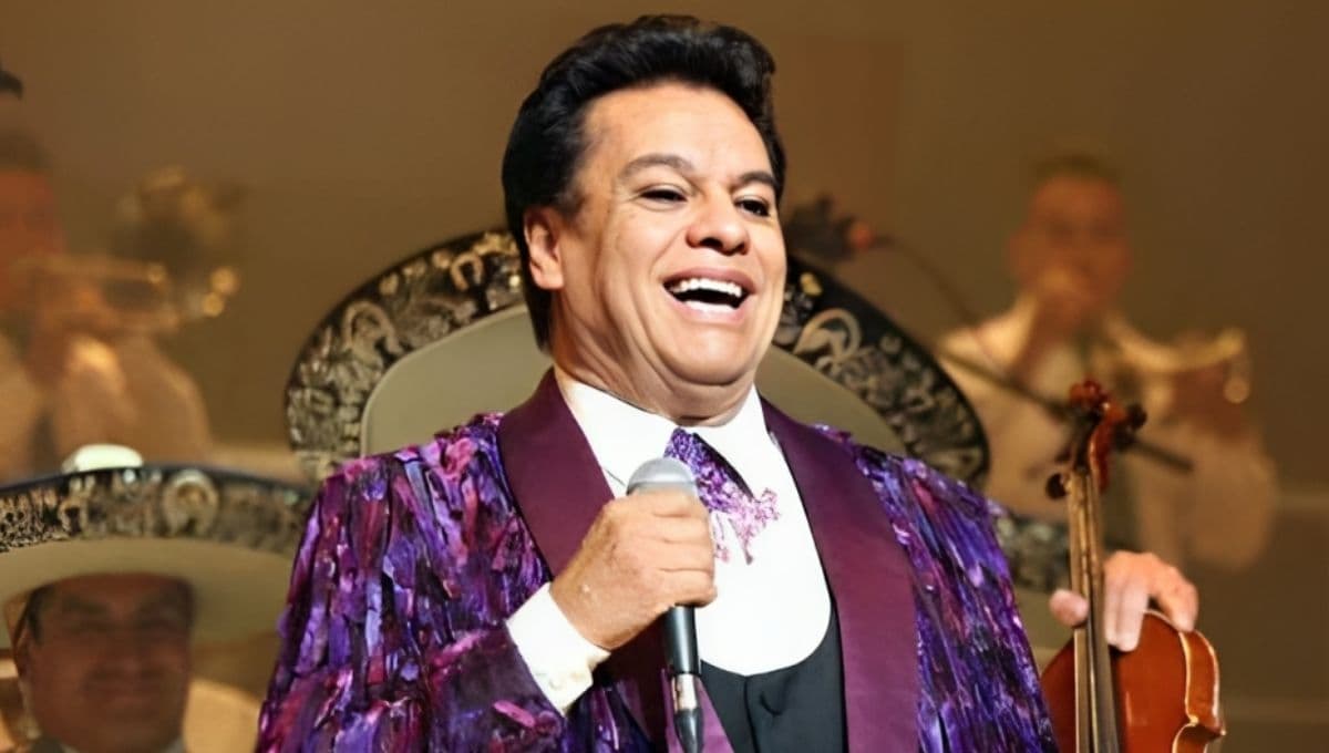 5 canciones de Juan Gabriel perfectas para cantar mientras limpias toda tu casa