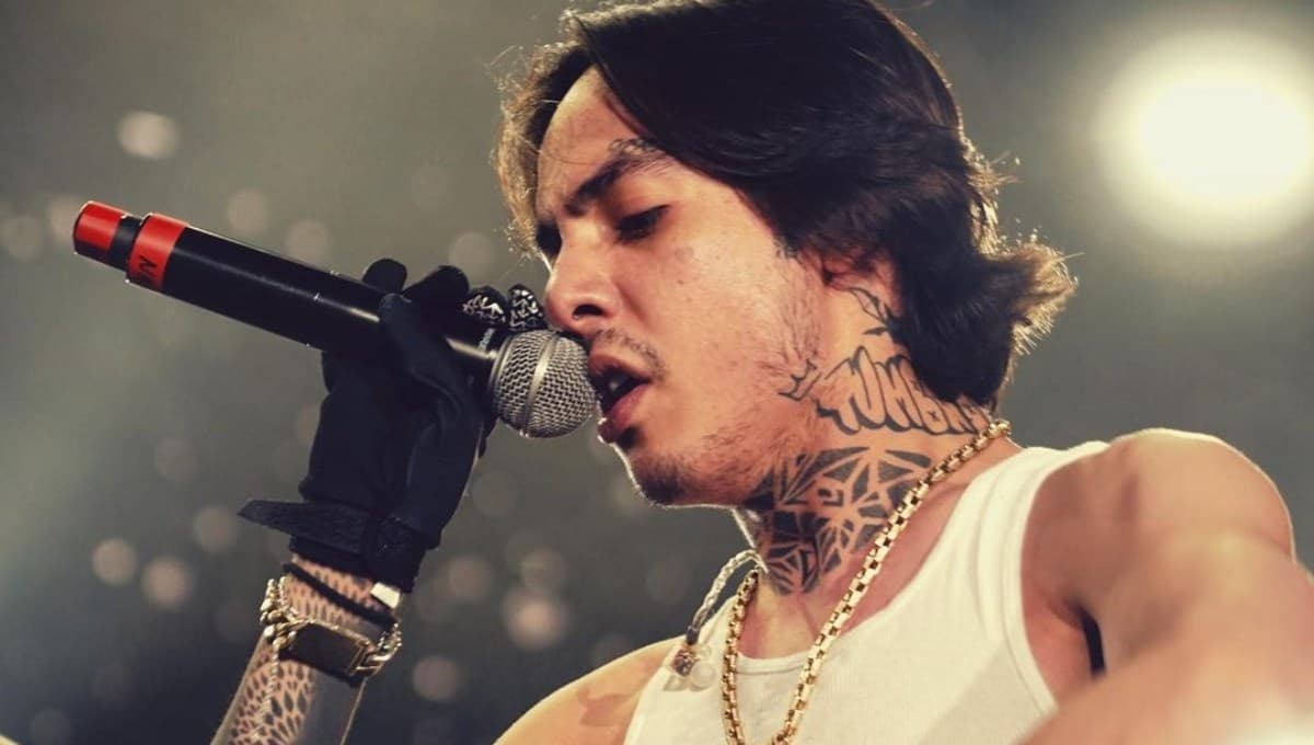 ‘O me voy o te vas’ de Natanael Cano: letra y video oficial