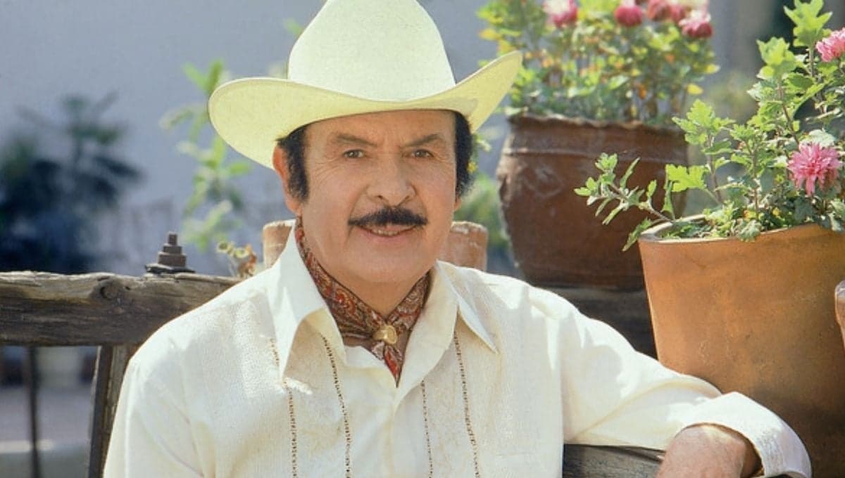 5 canciones de Antonio Aguilar con mariachi para escuchar mientras planchas la ropa