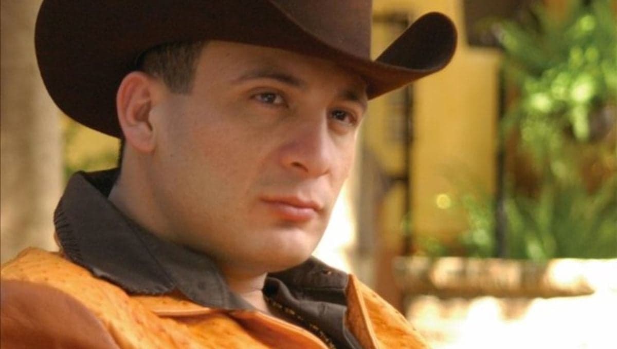¿Qué canción de Valentín Elizalde dedicar? 3 canciones que son solo para el amor de tu vida