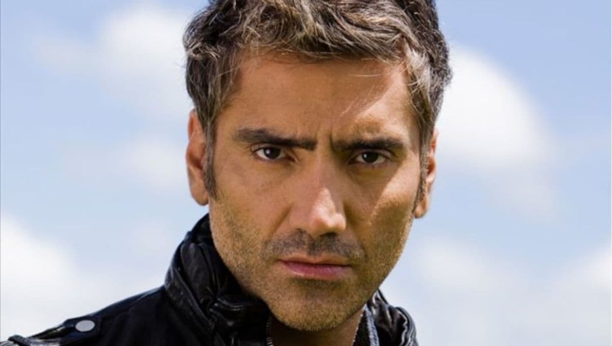 3 canciones de Alejandro Fernández para escuchar mientras trapeas la sala