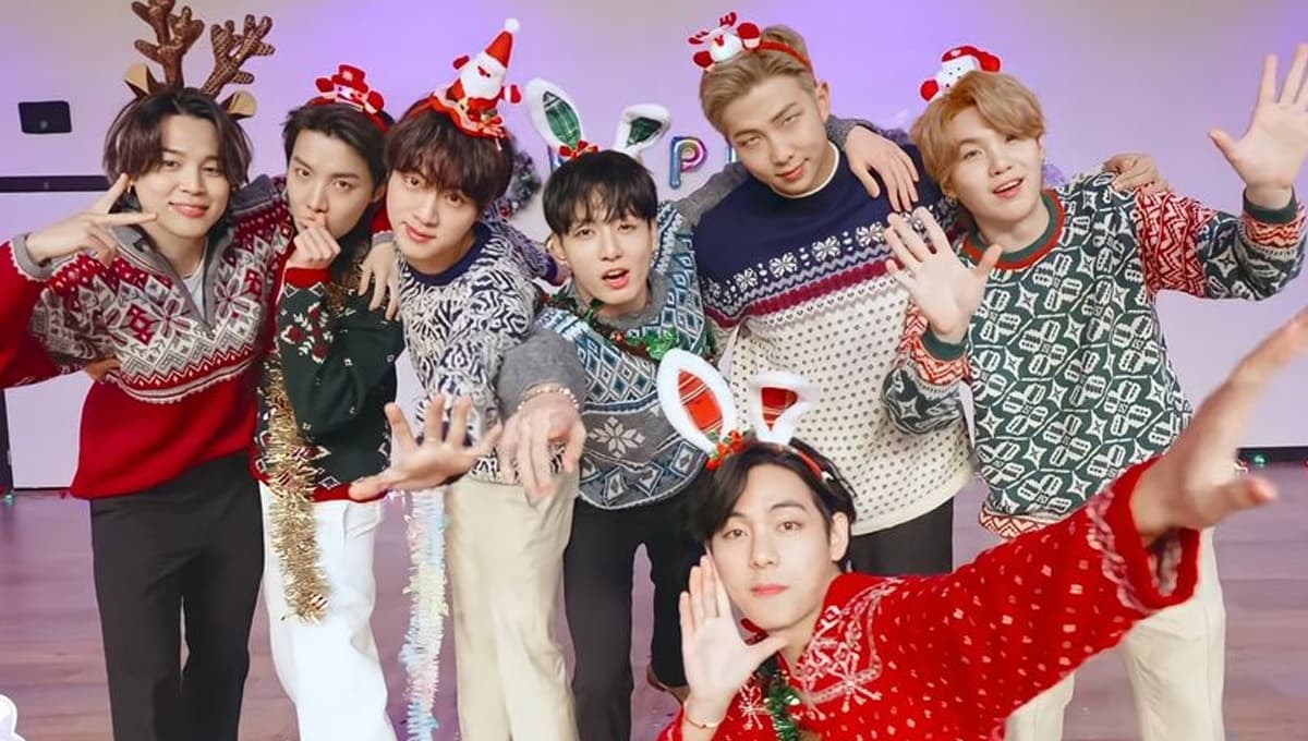 5 canciones de K pop de navidad que debes escuchar mientras haces tu cena