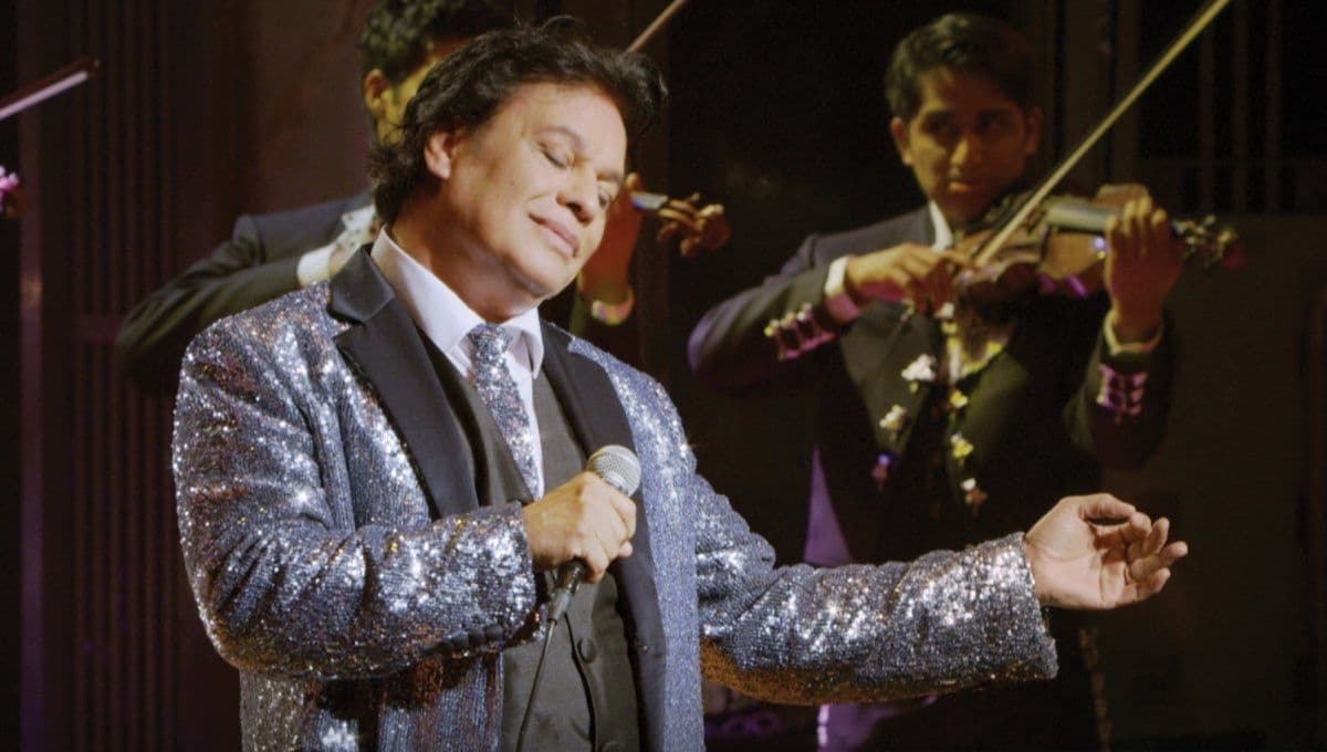 3 canciones de Juan Gabriel ideales para dedicar a una mamá