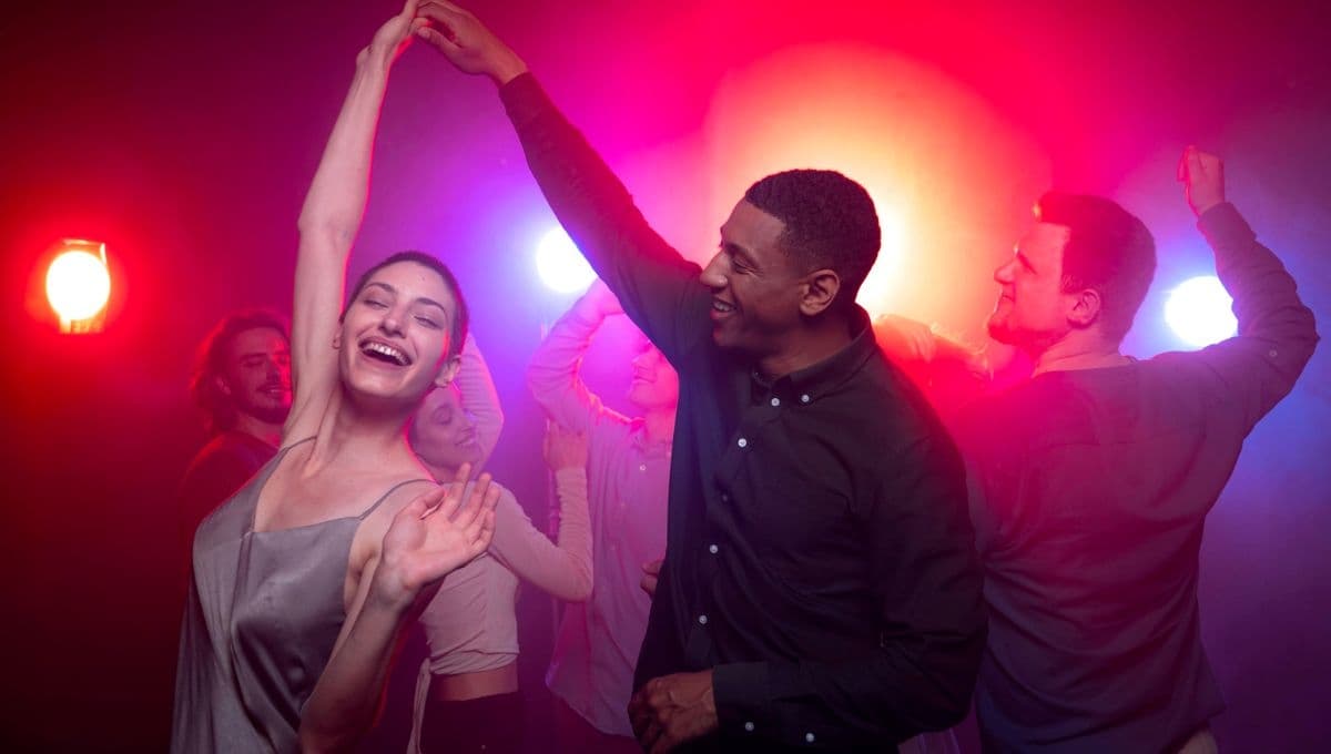 Canciones para bailar en fiestas: 4 cumbias perfectas para pulir el piso