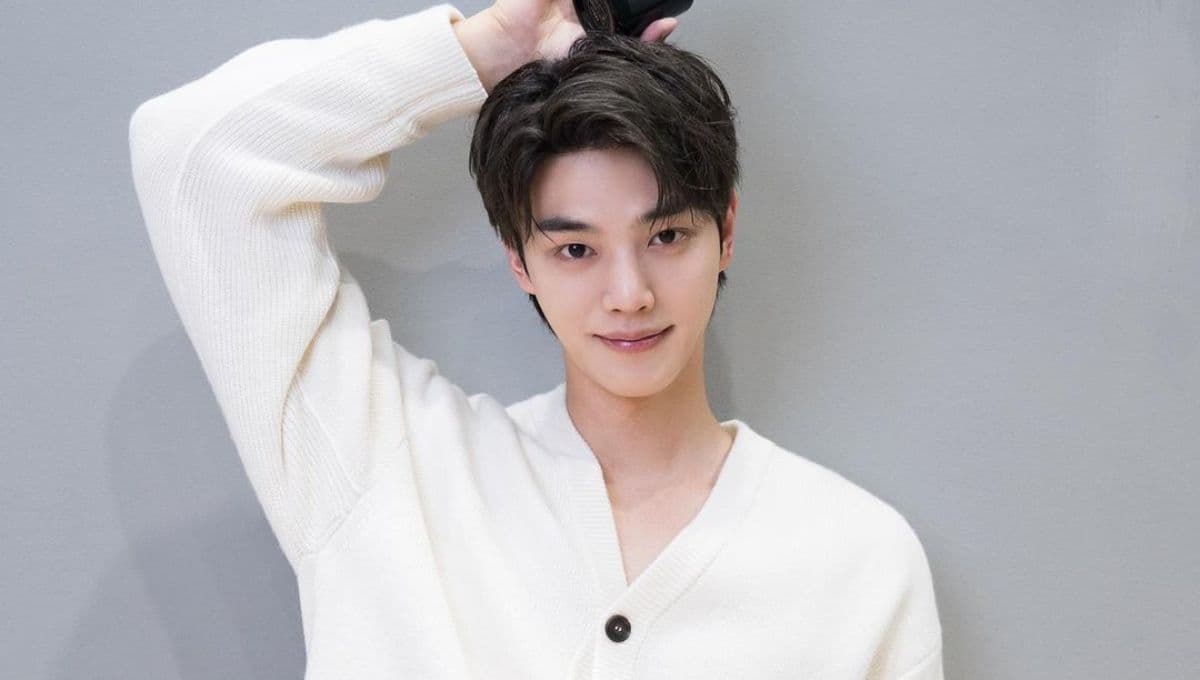 Song Kang: estatura, edad, tipo de sangre y cuántos idiomas habla el actor surcoreano