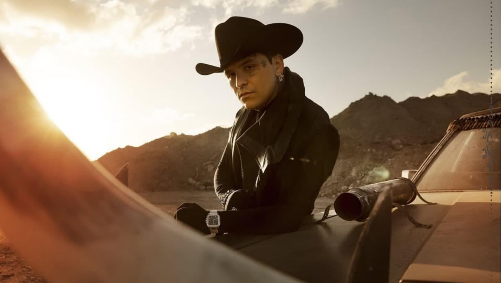 Letra de ‘A solas con la botella’ de Christian Nodal: video oficial