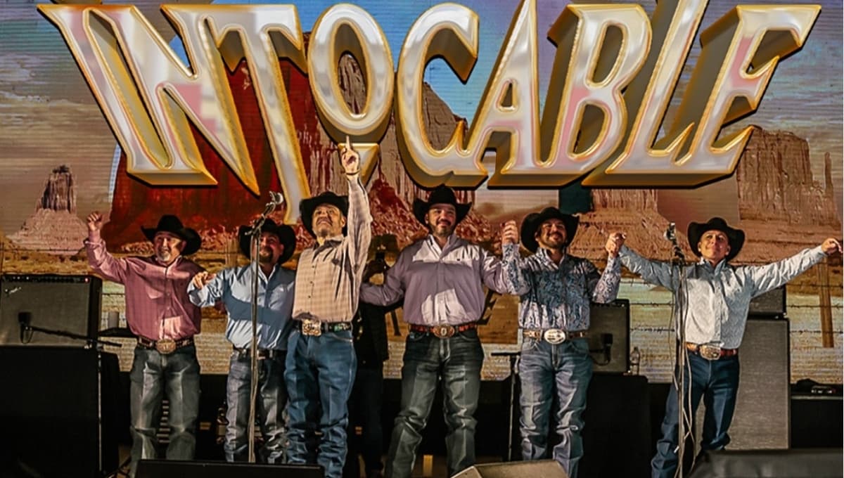 Setlist completo de Intocable en La Plaza de Toros México