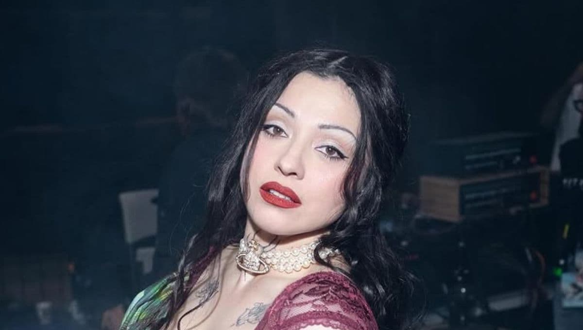 ¿Qué tipo de arte hace Mon Laferte? Artistas acusan a la cantante de robarles espacios en galerías