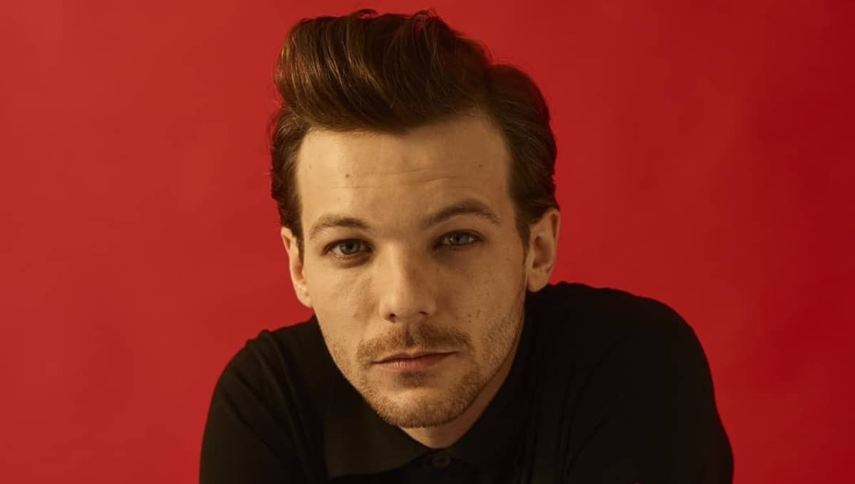 Louis Tomlinson usa iPhone para Twitter y fans sufren por su contrato con Samsung