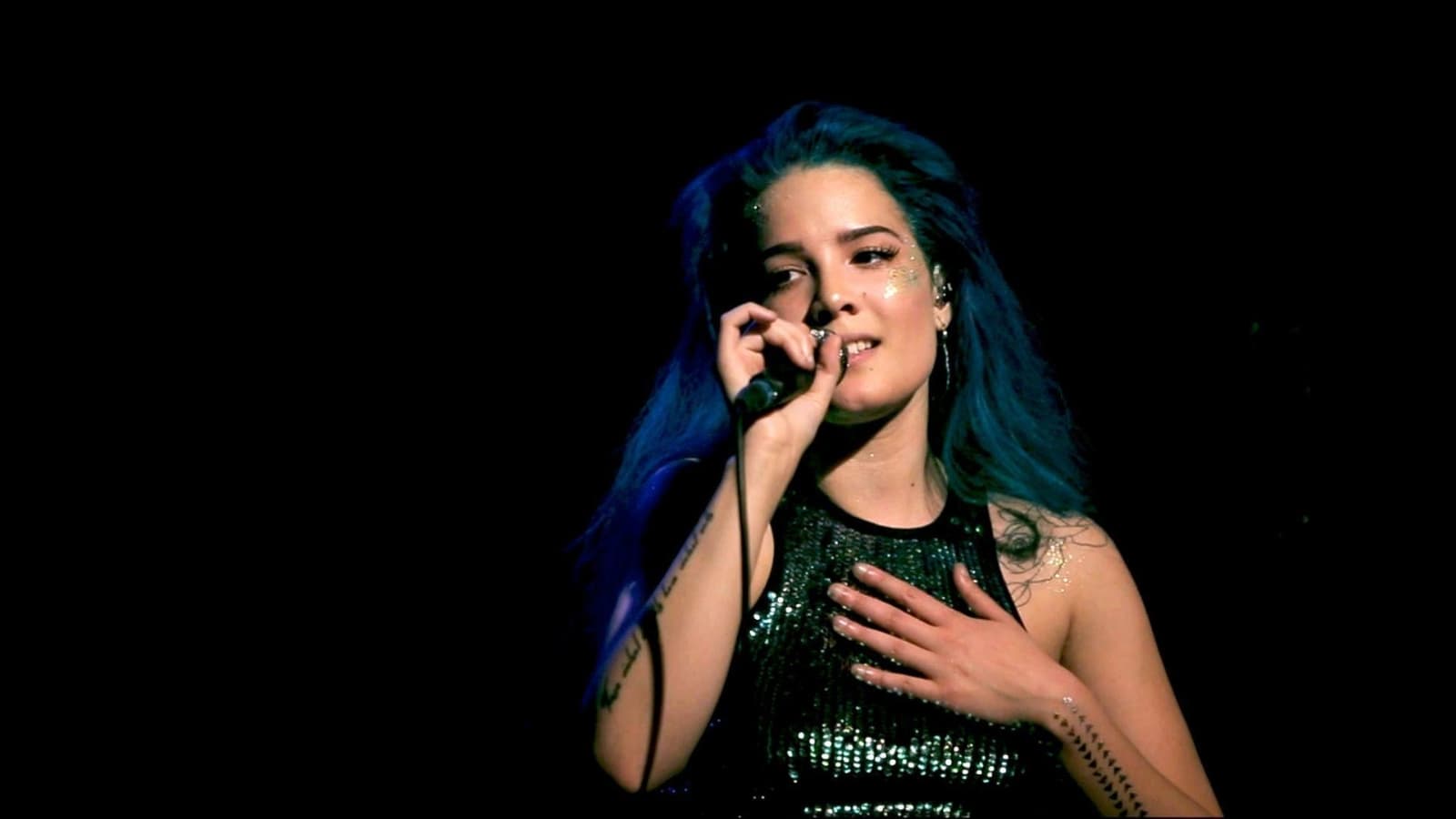 Halsey muestra un fragmento de su nueva canción en un videojuego