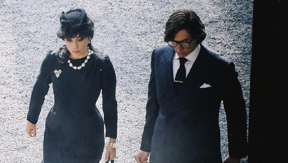 Así luce Lady Gaga en el póster de su nueva película junto Adam Driver, ‘House of Gucci’