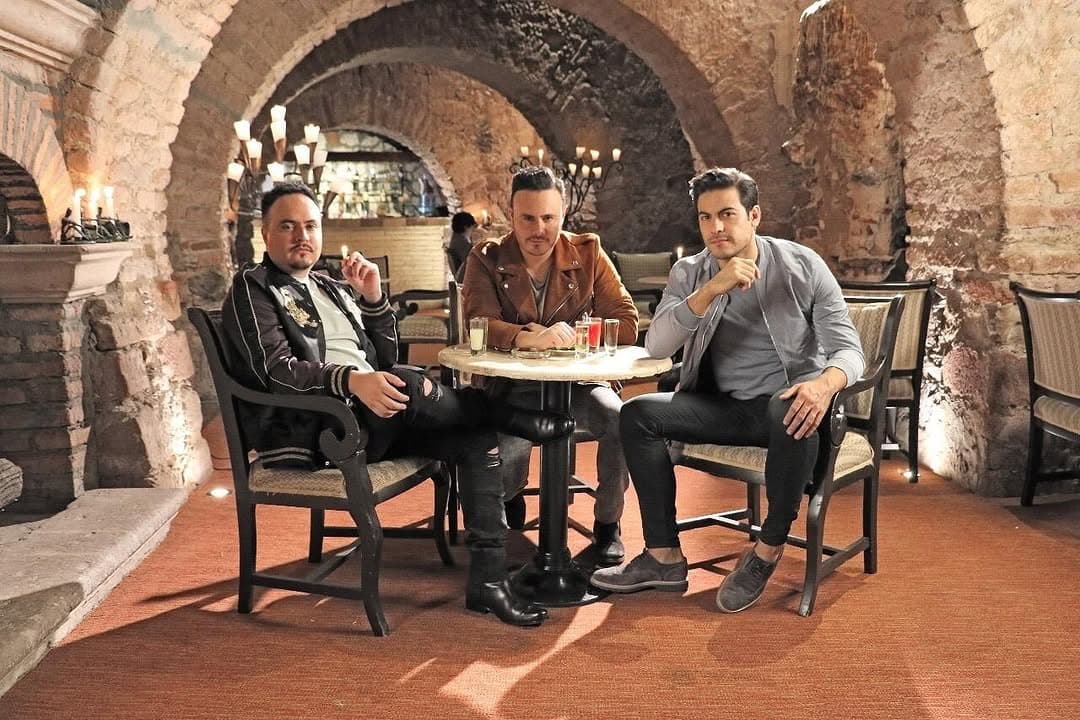 ‘Sabes lo que pasa’ de Río Roma y Carlos Rivera: letra