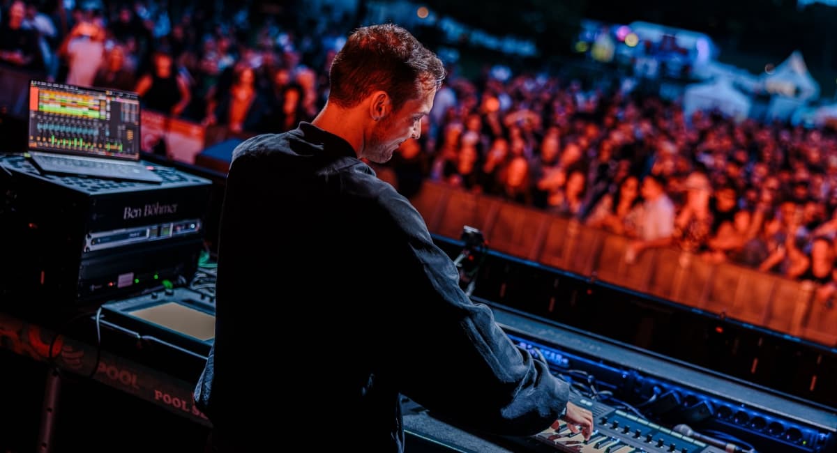 Ben Böhmer en concierto en CDMX