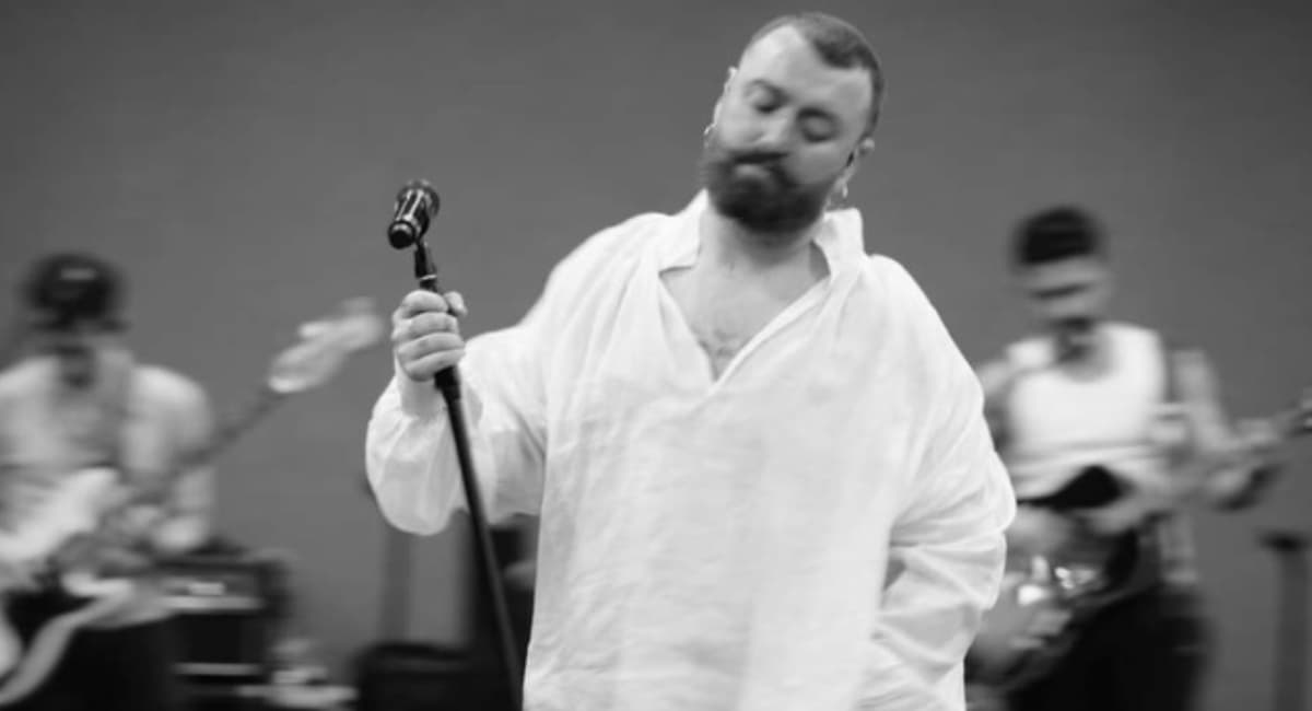 Sam Smith comparte su emoción por visitar México