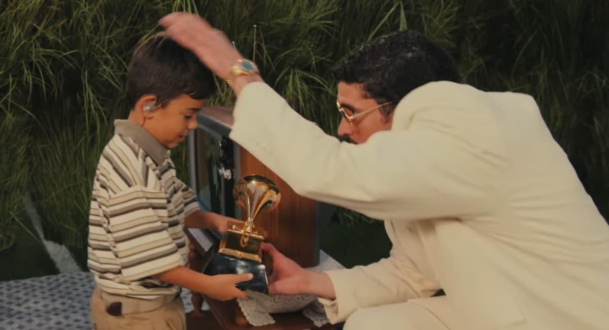 La identidad del niño que apareció con Bad Bunny