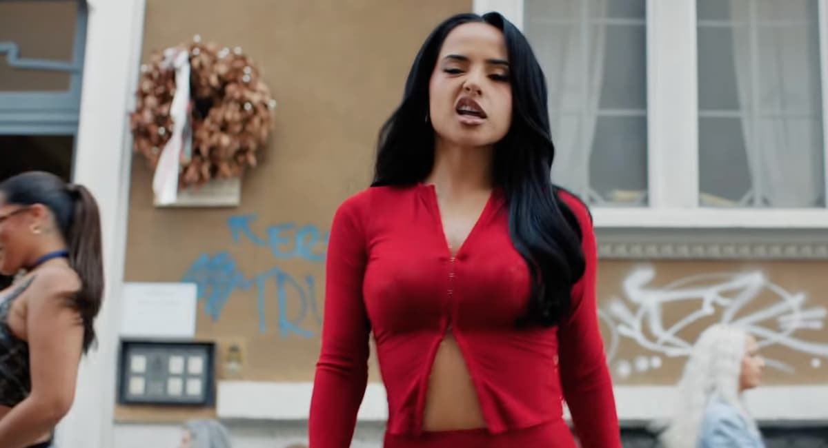 'MARATHON' de Becky G, elkan
