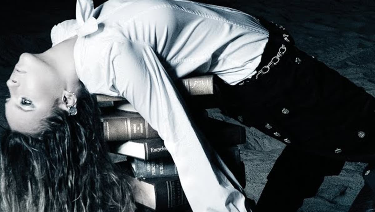 Belinda – ‘Bella Traición’: LETRA
